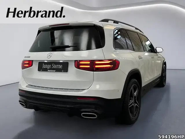 Mercedes-Benz GLB 200