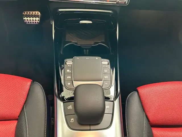 Mercedes-Benz CLA 45 AMG