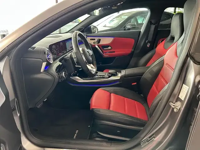 Mercedes-Benz CLA 45 AMG