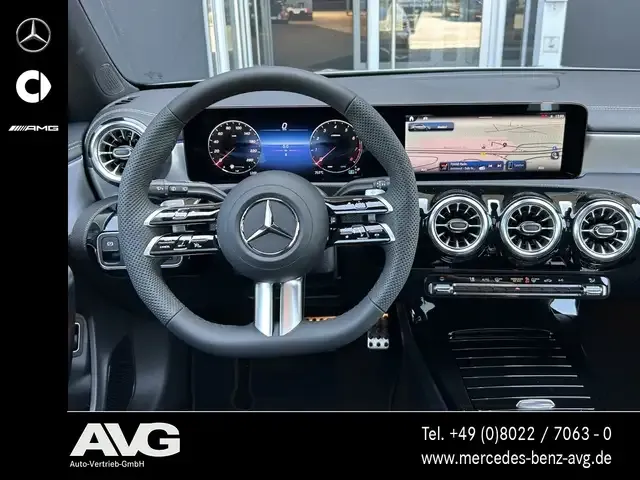 Mercedes-Benz CLA 200