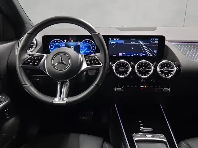 Mercedes-Benz EQA 300