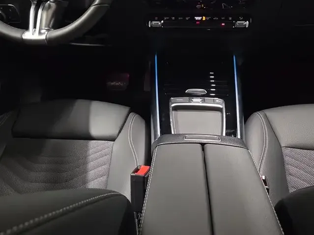 Mercedes-Benz EQA 300