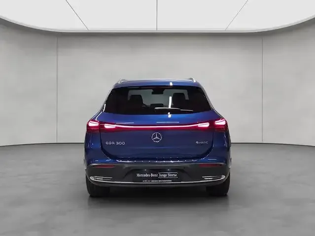 Mercedes-Benz EQA 300