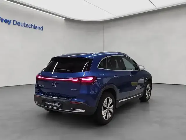 Mercedes-Benz EQA 300