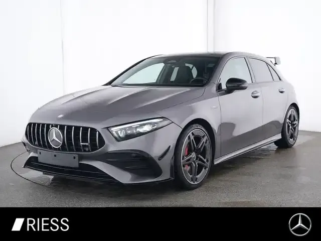 Mercedes-Benz A 35 AMG