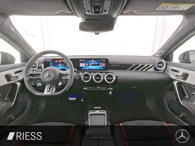 Mercedes-Benz A 35 AMG
