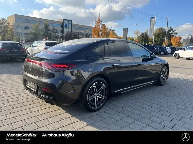 Mercedes-Benz EQE 500