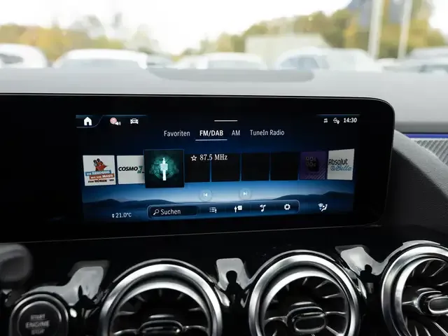 Mercedes-Benz GLA 200