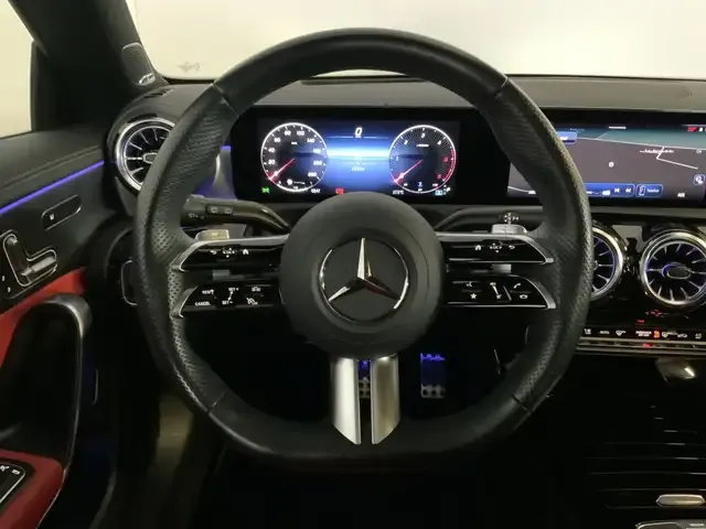 Mercedes-Benz CLA 220