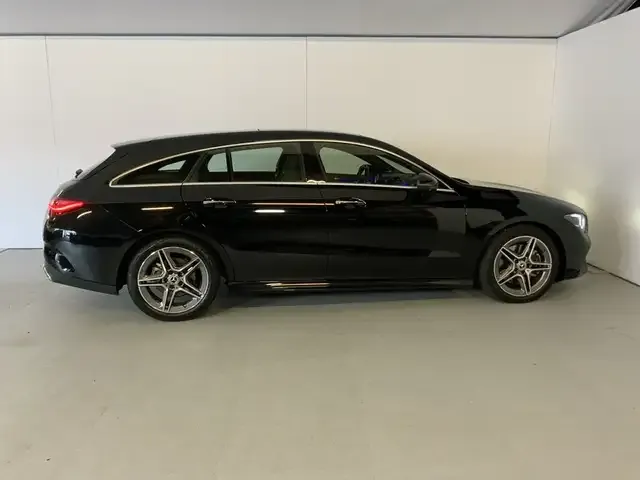 Mercedes-Benz CLA 220