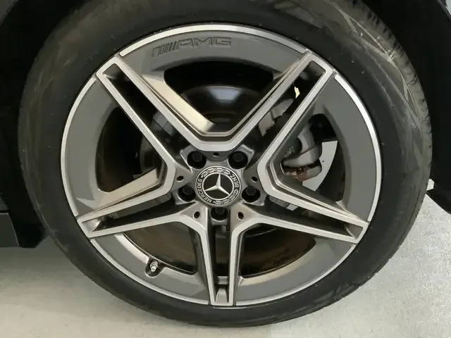 Mercedes-Benz CLA 220