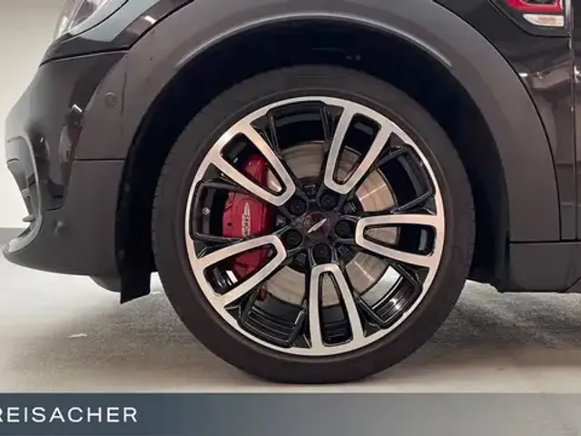MINI John Cooper Works Countryman