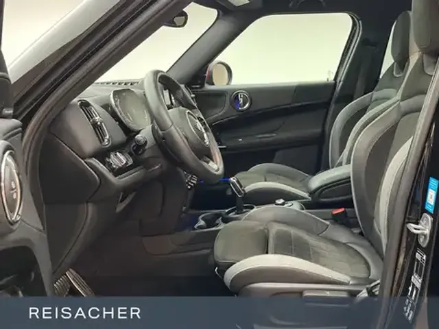 MINI John Cooper Works Countryman