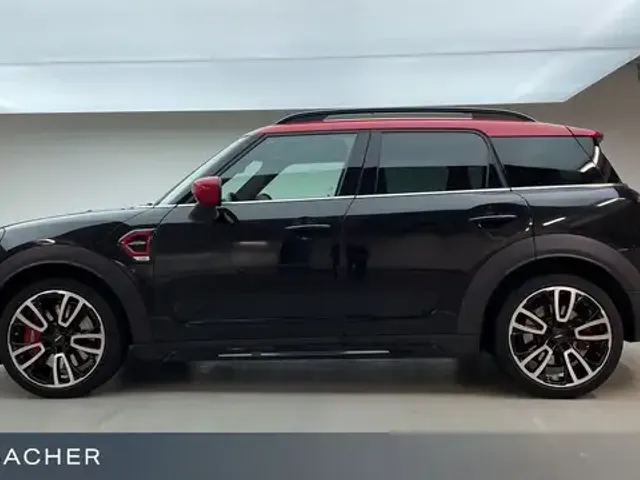 MINI John Cooper Works Countryman
