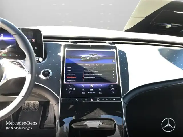 Mercedes-Benz EQE 300