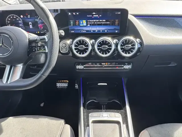 Mercedes-Benz GLA 180