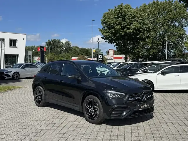 Mercedes-Benz GLA 180