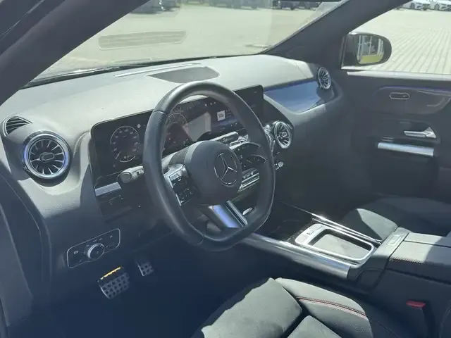 Mercedes-Benz GLA 180