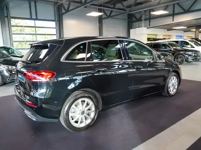 Mercedes-Benz B 250