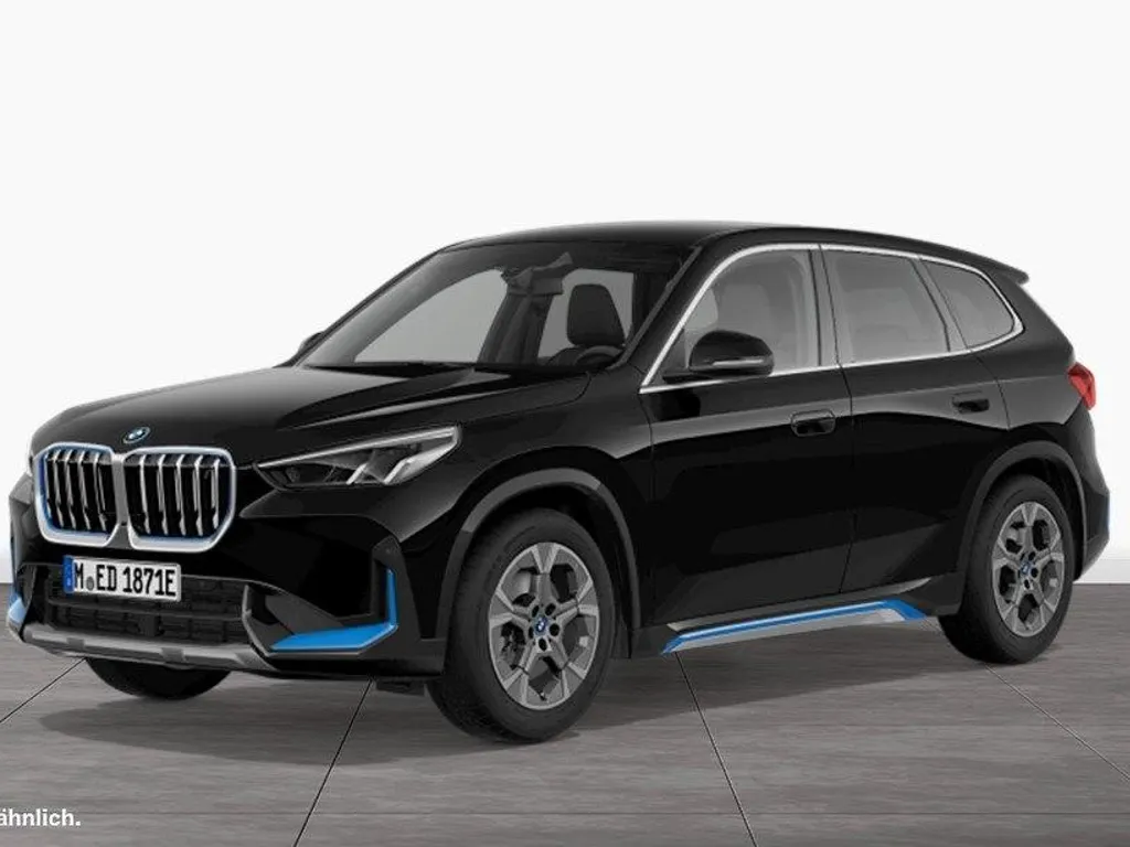 BMW iX1