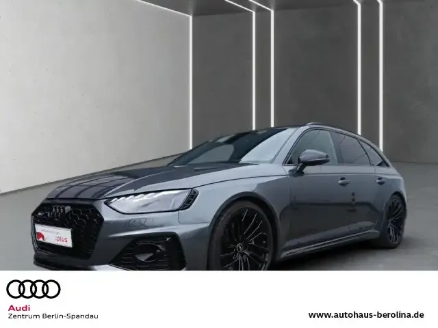 Audi RS4
