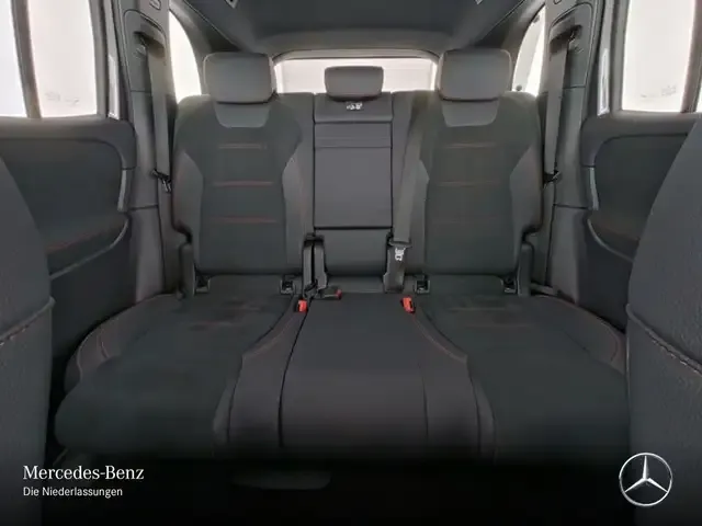 Mercedes-Benz EQB 300