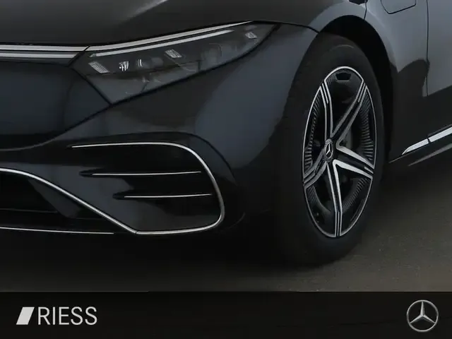 Mercedes-Benz EQS