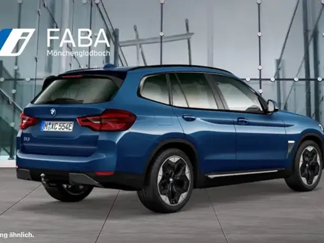 BMW iX3