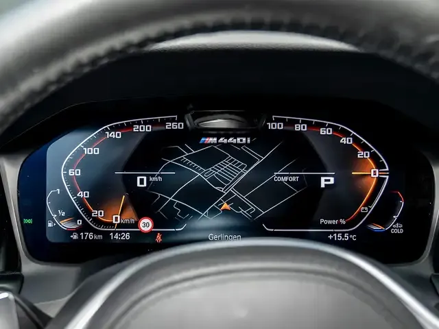 BMW 440