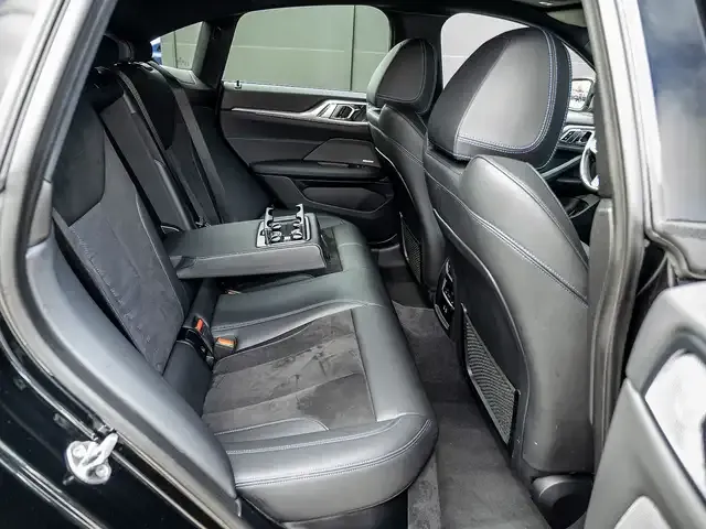 BMW 440