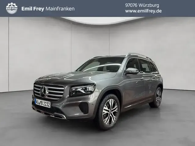 Mercedes-Benz GLB 200