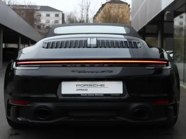 Porsche 992