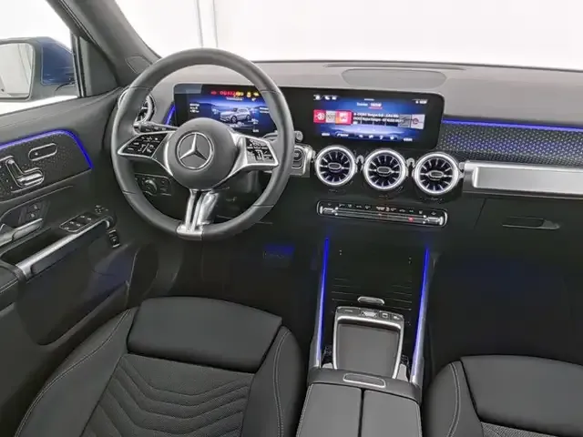 Mercedes-Benz EQB 300