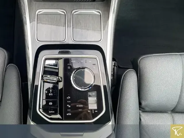 BMW 760