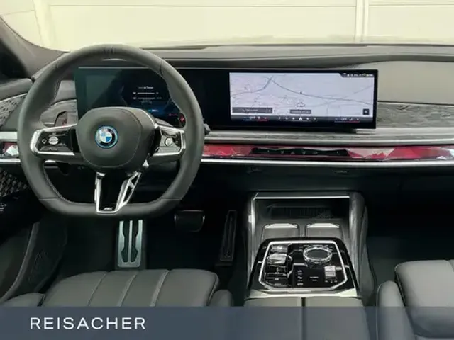 BMW 760