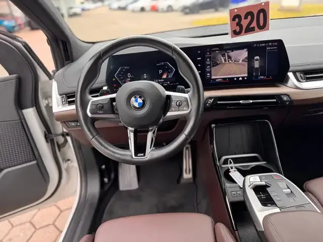 BMW 218