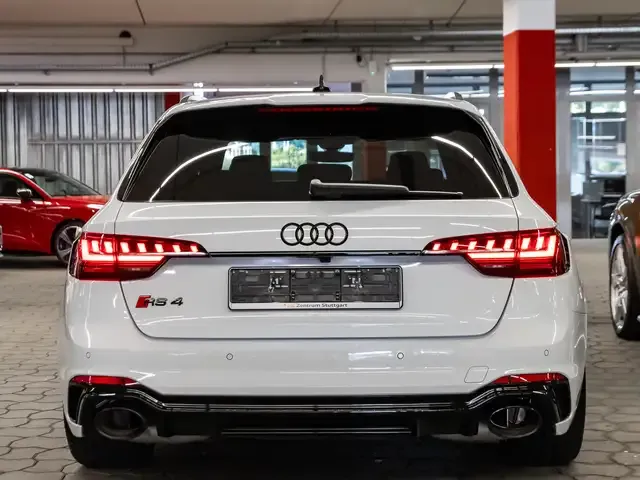 Audi RS4