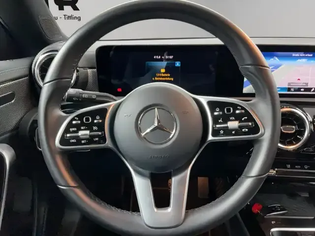 Mercedes-Benz CLA 180