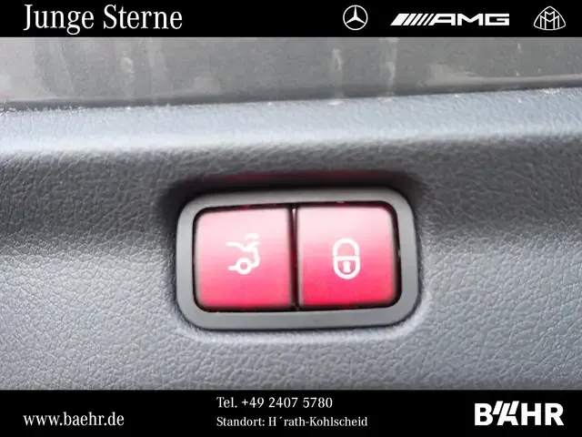 Mercedes-Benz EQE 300