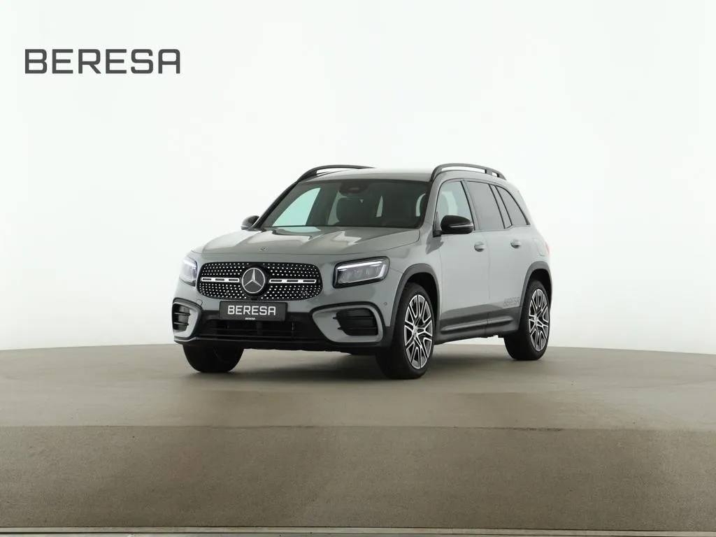 Mercedes-Benz GLB 180