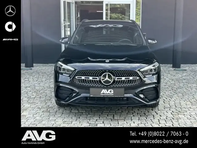 Mercedes-Benz GLA 200