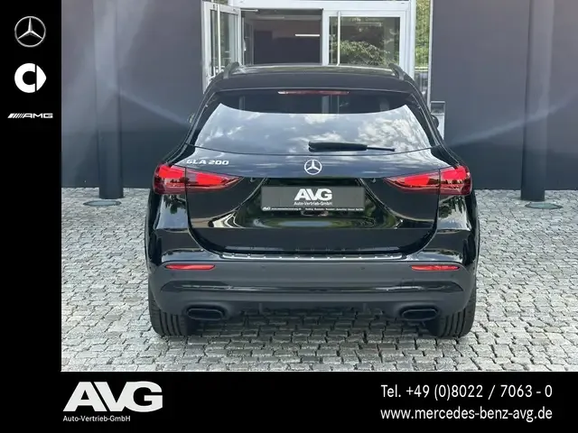 Mercedes-Benz GLA 200