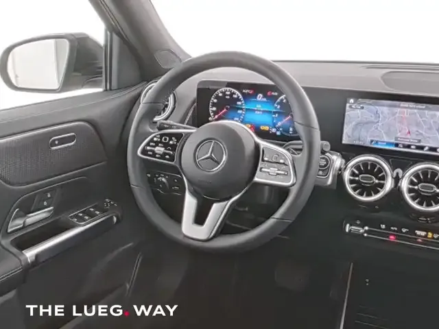 Mercedes-Benz GLB 250