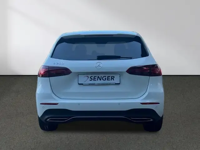 Mercedes-Benz B 200