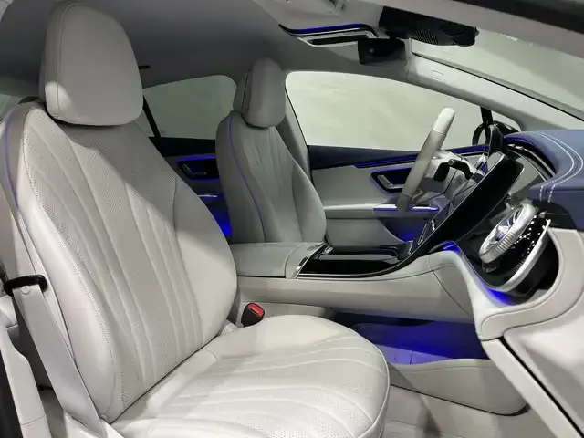 Mercedes-Benz EQE 300