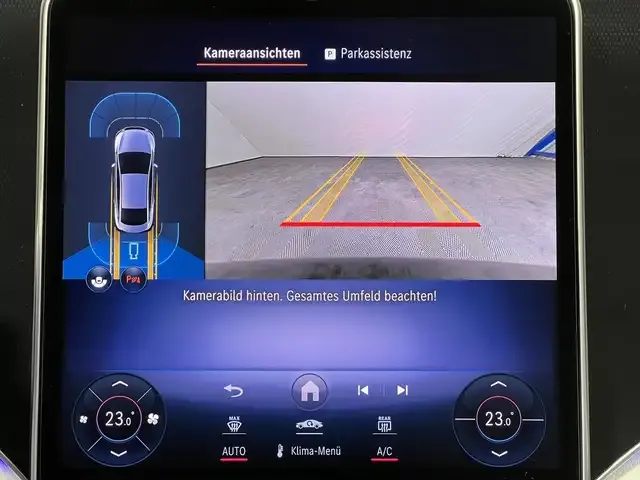 Mercedes-Benz EQE 300