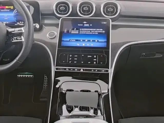 Mercedes-Benz C 400