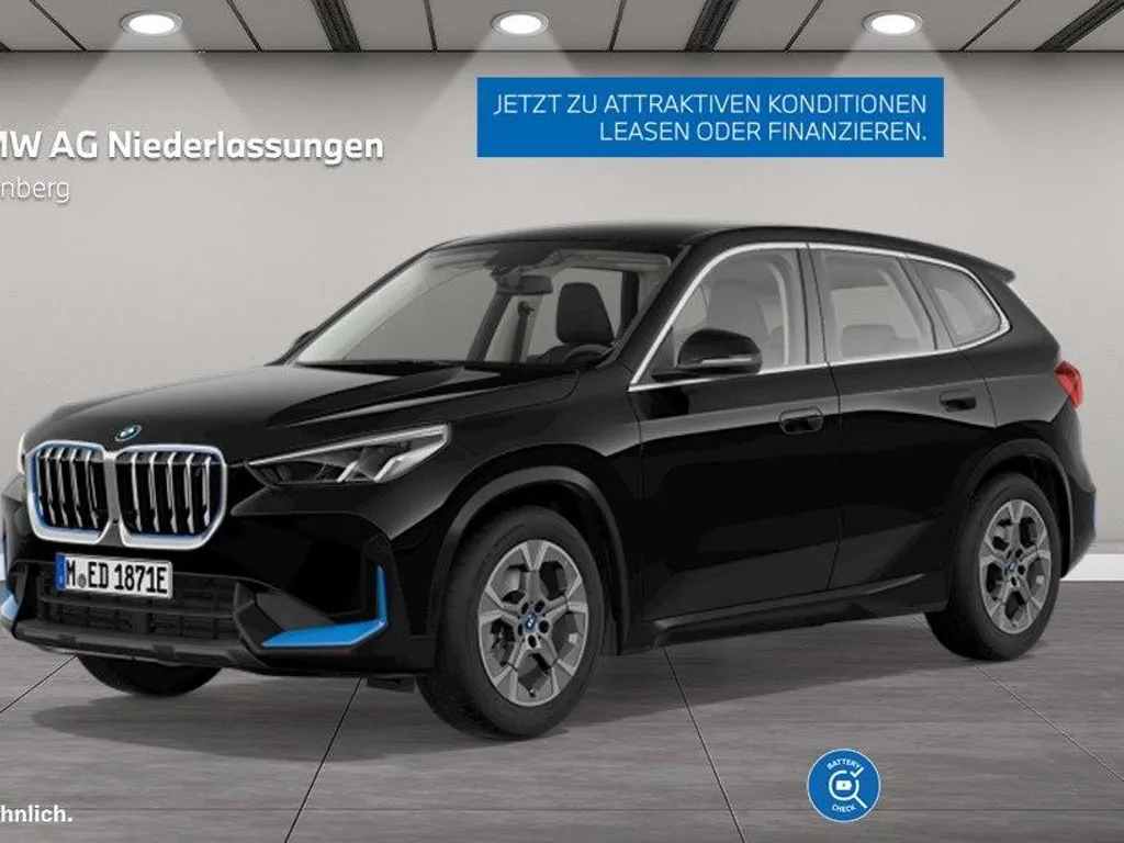 BMW iX1