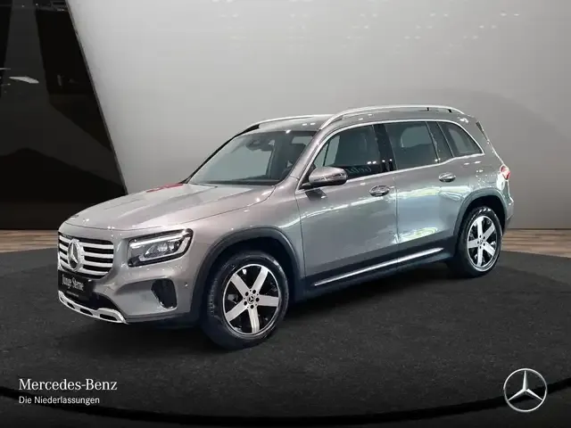 Mercedes-Benz GLB 180