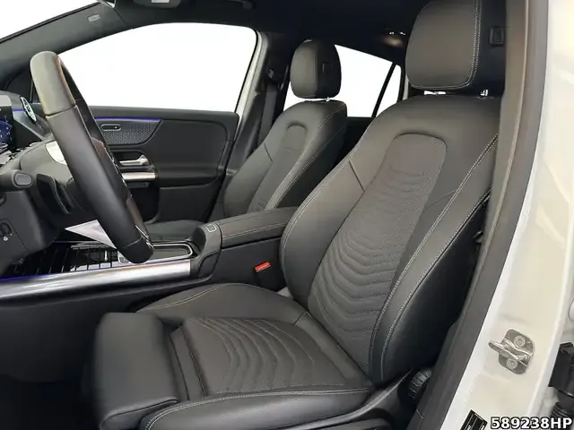 Mercedes-Benz GLA 220